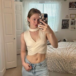 Cross cross Crop Top